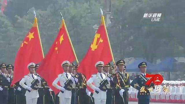 慶祝中國人民解放軍建軍七十周年大閱兵，完整視頻回顧，中國人民解放軍建軍七十周年大閱兵全景回顧，榮耀瞬間，震撼心靈！