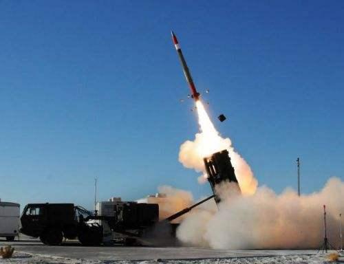 鳳凰衛(wèi)視軍情觀察室2024，深度解析全球軍事動態(tài)與未來趨勢，鳳凰衛(wèi)視軍情觀察室2024，全球軍事動態(tài)深度解析與未來趨勢展望