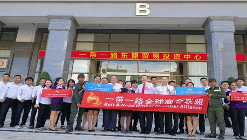 新澳門(mén)一碼一肖一特一中交易，深度解析與探索，澳門(mén)一碼一肖一特一中交易的深度探索與解析